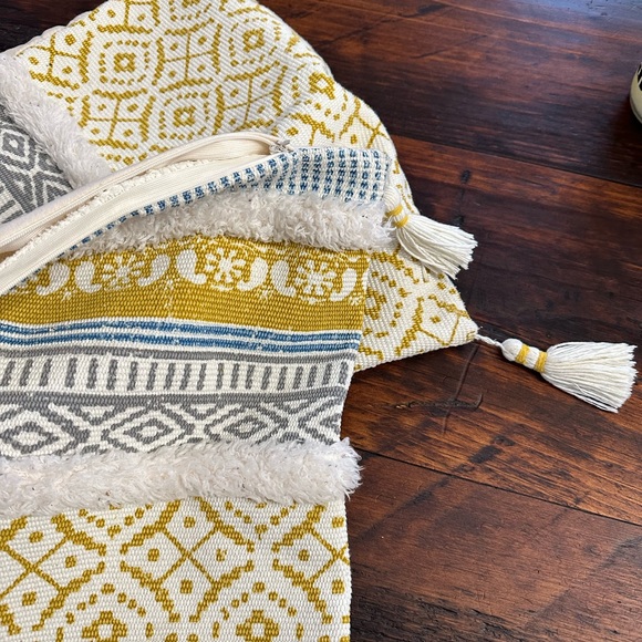 Pillow covers! - Picture 3 of 3